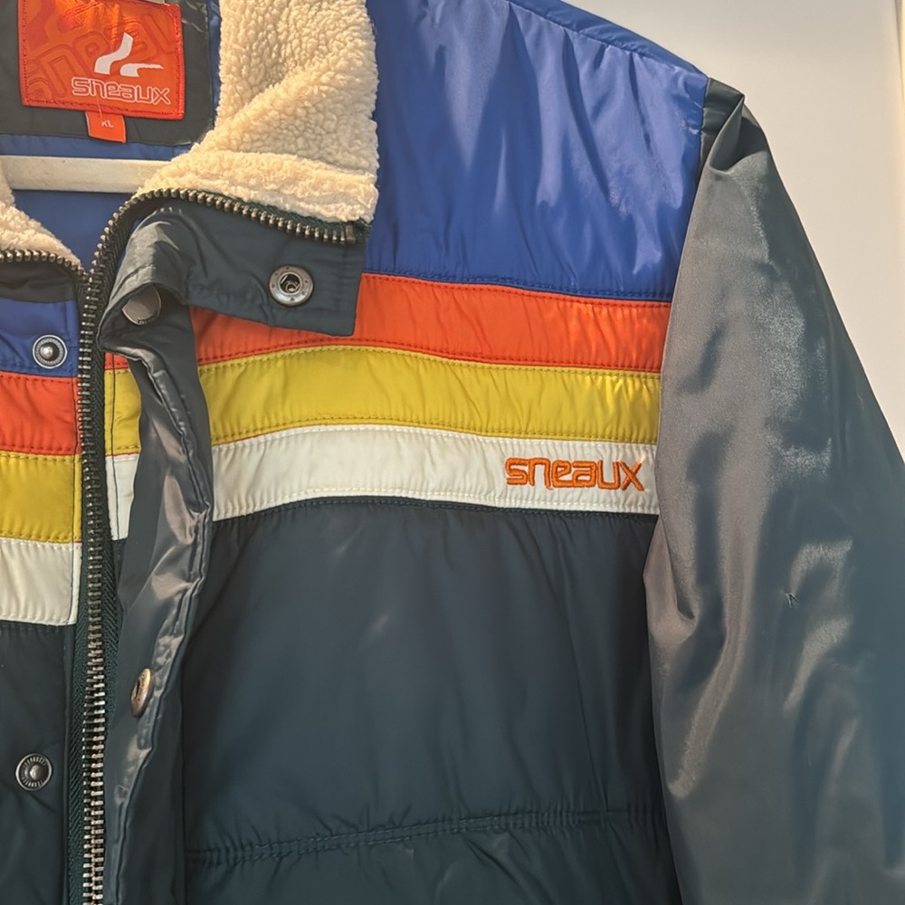 Sneaux ski jacket